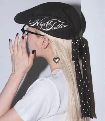 [ Heart Tattoo ] 스카프 포함 로고 헌팅 햇