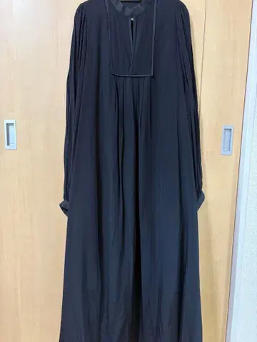 리디 블랙 긴팔 롱 원피스