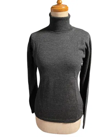 다크 그레이 터틀넥 스웨터 100% 울