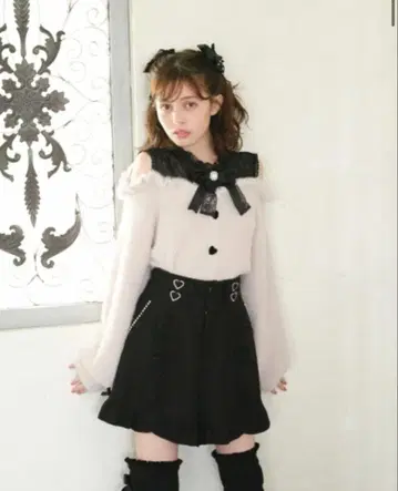 LIZLISA 레이어드 스타일 어깨 트임 니트