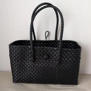 메케아리사 보스턴 Midnight Black