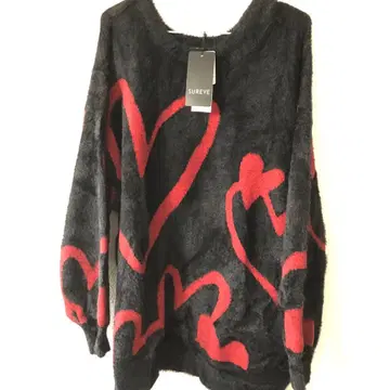 택 포함 새상품 SUREVE 하트 무늬 긴팔 니트