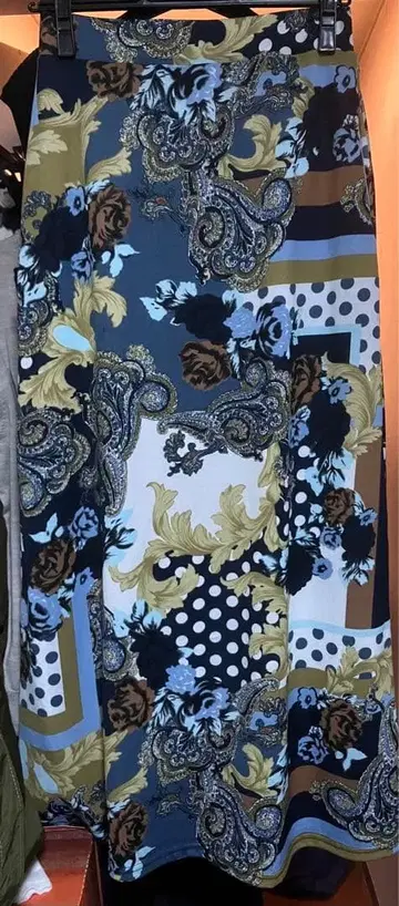 안티카 한색 디자인 롱 스커트