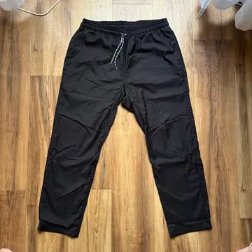 소버린 나일론 팬츠 블랙
