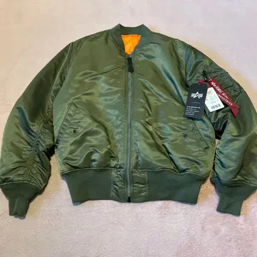 ALPHA INDUSTRIES MA-1