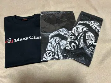 Acid Black Cherry 굿즈3