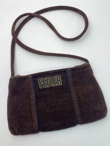 새상품급 페이 숄더백 파우치 사선 착용 가능 다크 브라운