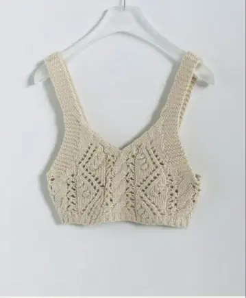 anuke 케이블 니트 뷔스티에 베이지 블랙