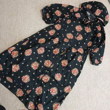 PINKHOUSE 빈티지 부케 프린트 롱 원피스