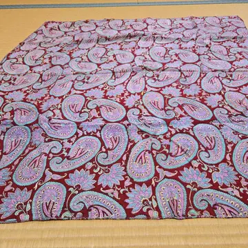 스카프 페이즐리 무늬