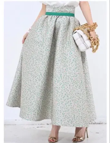 OBLI 그린 자카드 스커트