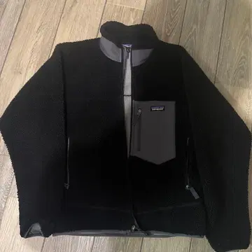 patagonia 블랙 플리스 자켓