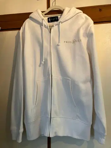 하뉴 유즈루 프로로그 후드티 화이트 S 사이즈