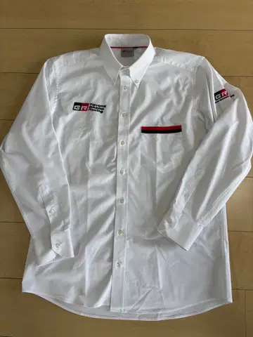 GR 로고 자수 포함 화이트 긴팔 워크 셔츠