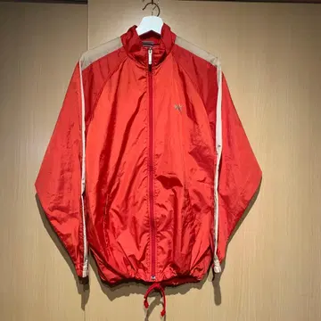 70-80년대 푸마 나일론 자켓 빨간색