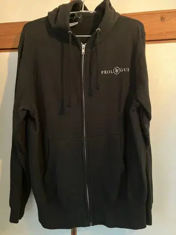 하뉴 유즈루 프로로그 후드티 S 사이즈 블랙