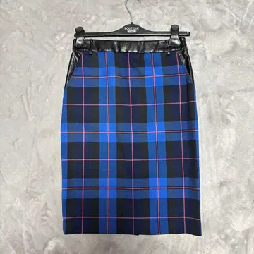 새상품 MOSCHINO 부티크 모스키노 스커트 40