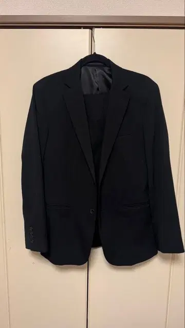 GU 테일러드 자켓 SW 테이퍼드 트라우저 SW 팬츠