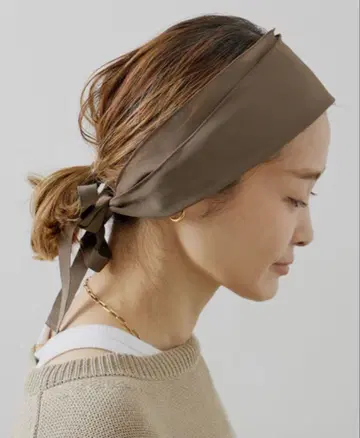 Deuxieme Classe, 두지엠 클라세 Bandeau