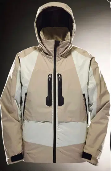 베이지 후드 부착 점퍼