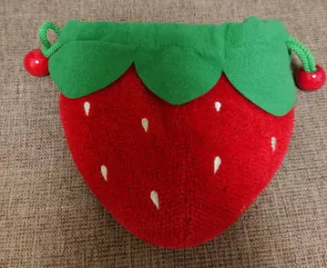 레어! 몇 회 사용 러브리 바이 페이러 이치고 모양 복조리 파우치 빨간색