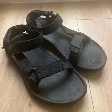Teva 허리케인 XLT 블랙 28.0cm