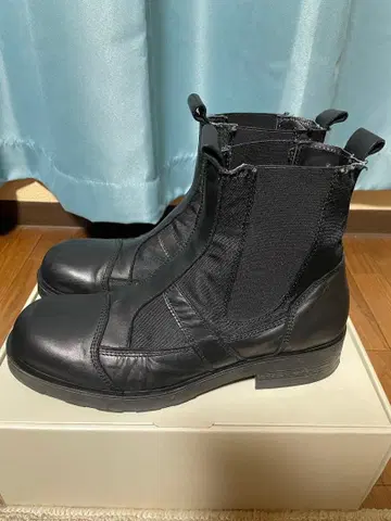 블랙 사이드 고어 부츠 가죽