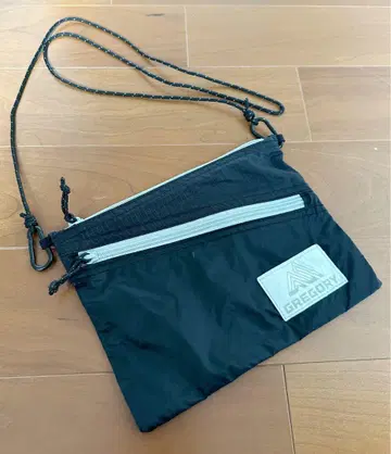 GREGORY 블랙 사코슈