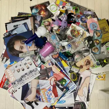 애니메이션 만화 논장르 굿즈 포스터 350점 이상 묶음 판매