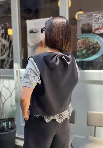 [ 한 번만 착용 ] 로지몬스터 매니쉬 리본 베스트 그레이