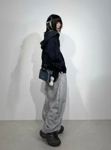 Nerd out XU 허리 로프 루즈 스웨트 팬츠