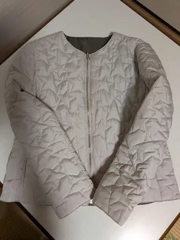리버서블 퀼팅 자켓 아이보리 모스그린