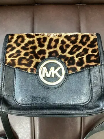 Michael Kors 레오파드 무늬 숄더백
