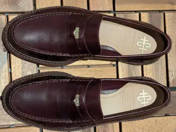 버건디 가죽 로퍼