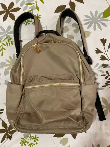 a.v.v 백팩 베이지색