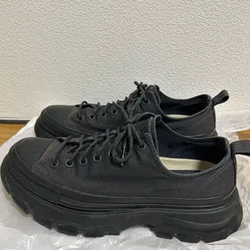 CONVERSE REACT 블랙 스니커즈