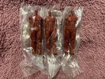 진격의 거인 제일복권 땅울림 피규어 삼체 세트