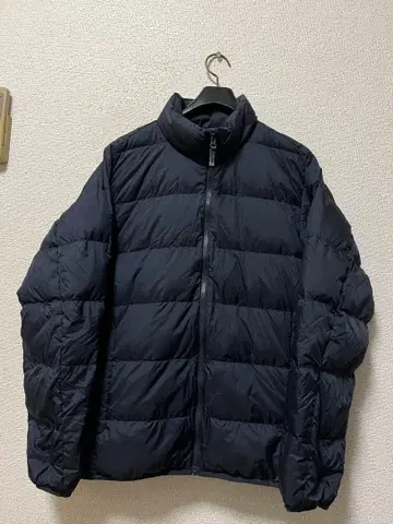 유니클로 울트라 라이트 다운 /L 다크 네이비 패커블 다운 90%