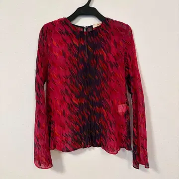 BACCA 플리츠 긴팔 블라우스