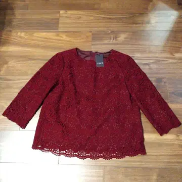 새상품 택 포함 [ MACKINTOSH LONDON ] 레이스 상의