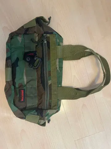 카모플라쥬 나일론 숄더백