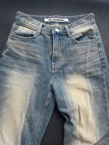 BLACKUP 페이드 가공 데님 팬츠