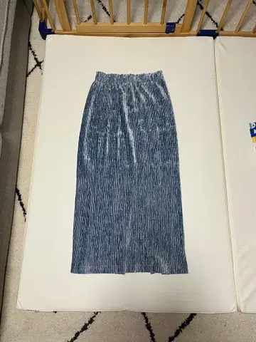 BEAUTY&YOUTH 블루 벨로아 스커트