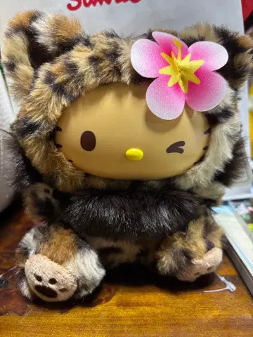 헬로키티 파인 페이스 캣 애니멀