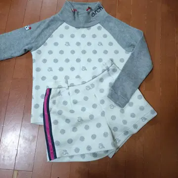 알치비오 도트 무늬 긴팔 & 숏팬츠 셋업