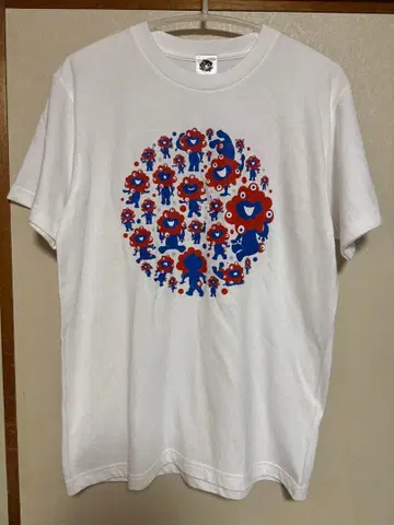 미야쿠미야쿠 T셔츠 S