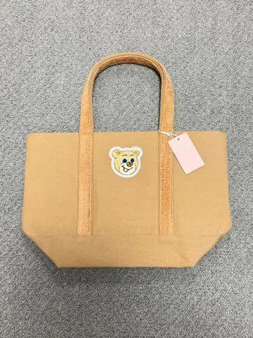 러브러리 바이 페이퍼 올드 테디 와펜 토트백 스몰 베이지