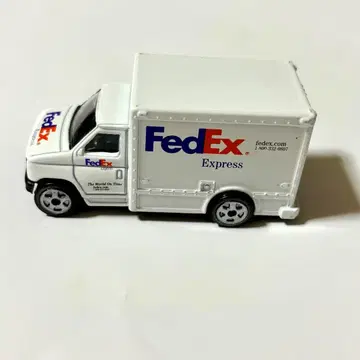 FedEx 배송 트럭 미니카