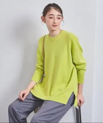 유나이티드 애로우즈 사이드 슬릿 니트 라임