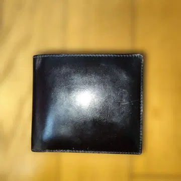 키프리스 오일 쉘 코도반 접이식 지갑